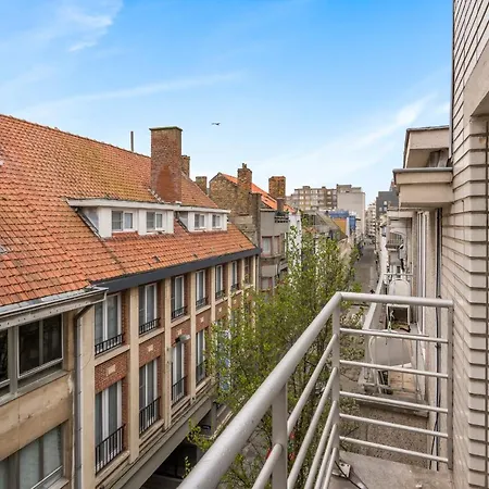 Retro Woning Te Centrum Oostende, 5min De Kust * Ostenda