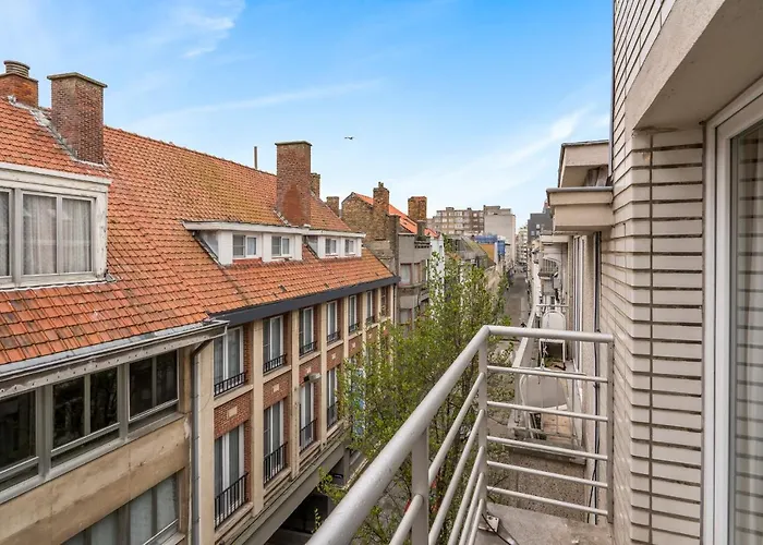 Retro Woning Te Centrum Oostende, 5min De Kust * Ostend